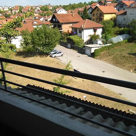 Una